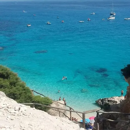 アパート Dommu Amsicora バウネーイ